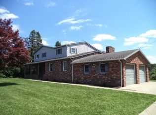 401 Tulip Dr, New Brighton, PA 15066