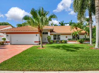 5930 Newport Village Way, Lake Worth, FL 33463