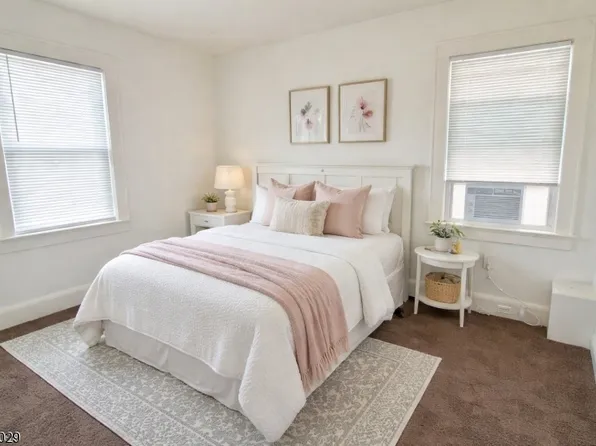 254 W Franklin St Floor 2, Bound Brook, NJ 08805