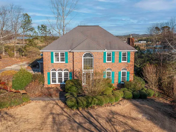 19 Silver Lake Blvd E, Gadsden, AL 35905