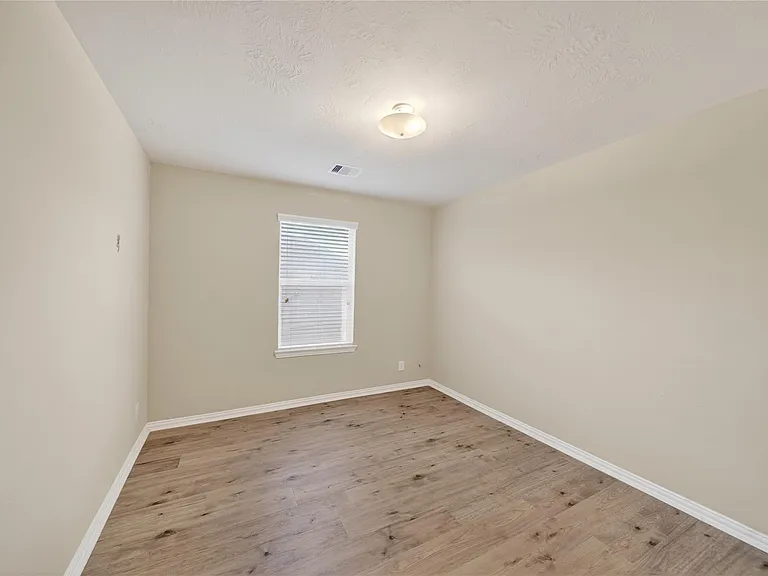2411 Horned Owl Dr — Photo 38