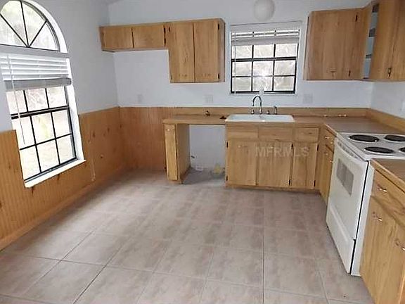 3rd image of 2473 Ventura Ct
