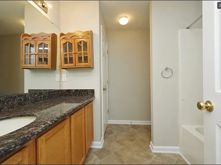 4014 Springfield Creek Dr — Photo 11