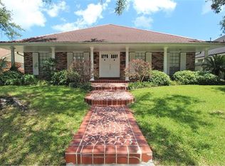 2221 Oriole St, New Orleans, LA 70122