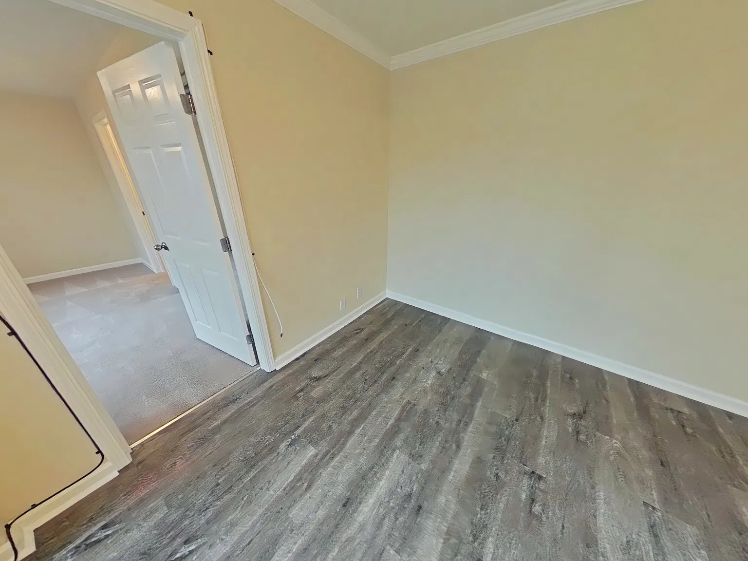 1309 Mills St — Photo 4