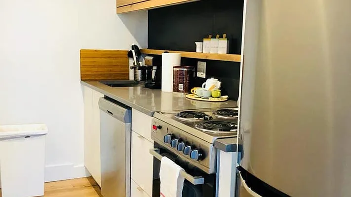 Rented by Nooklyn NYC LLC | media 36