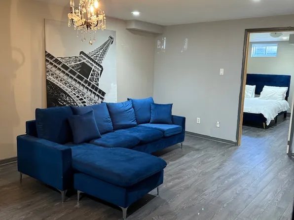 (undisclosed Address), Mississauga, ON L5M 6V8