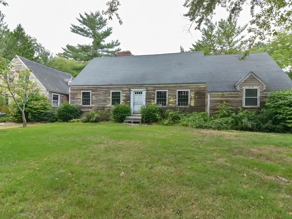 42 True Rd, Salisbury, MA 01952