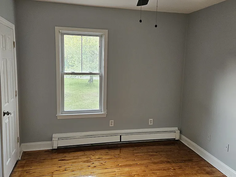 48-50 Pembroke Ave #1 — Photo 10
