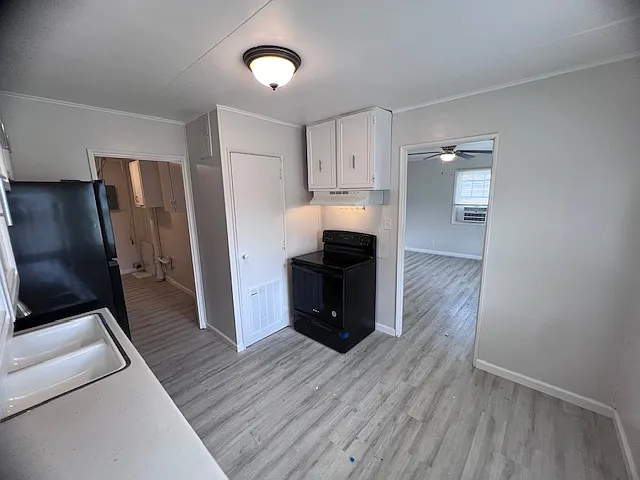 1306 E Michigan Ave #1/2 — Photo 6