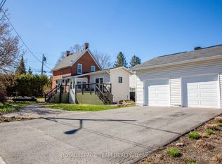 238 Park Ave, Carleton Place, ON K7C2G6