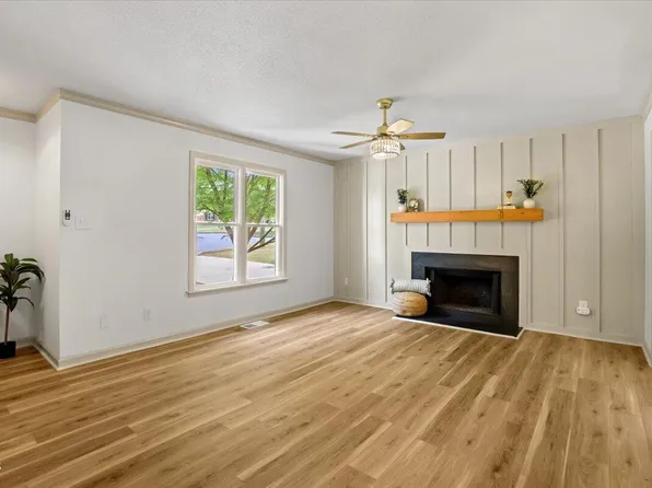111 Jones Cir, Clayton, NC 27520