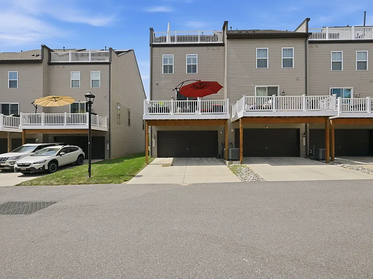 9553 Capital Ln #1 — Photo 50