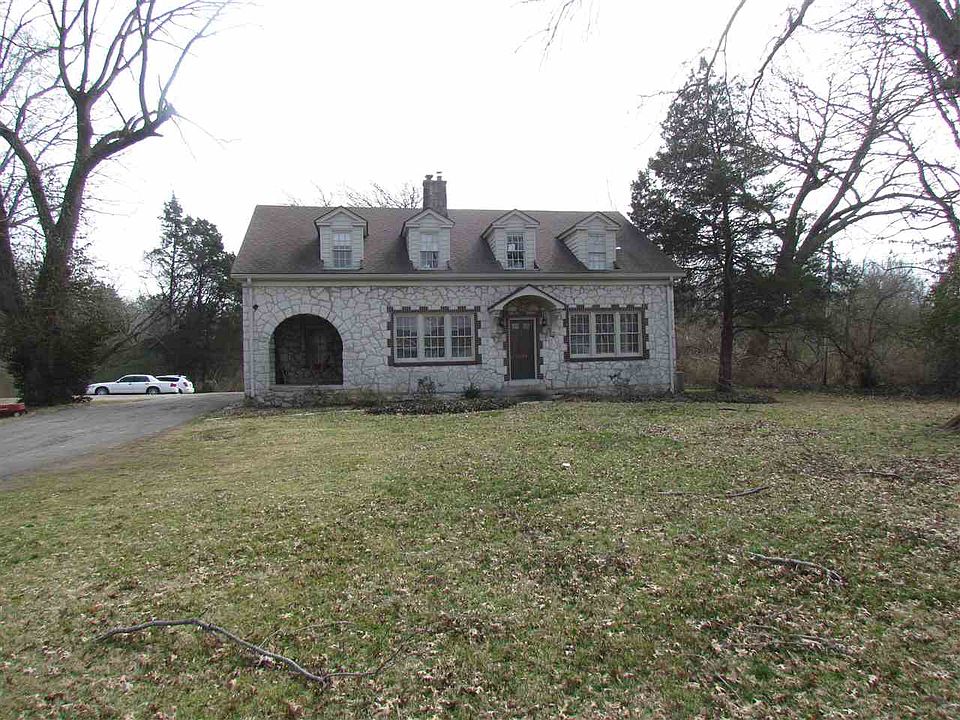 1st image of 1904 Creason St