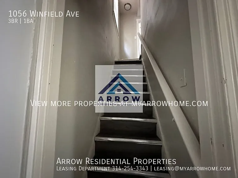 1056 Winfield Ave — Photo 11