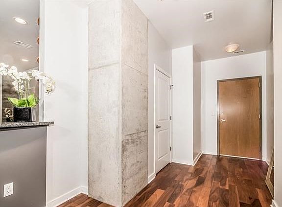 4th image of 360 Nueces St APT 1612