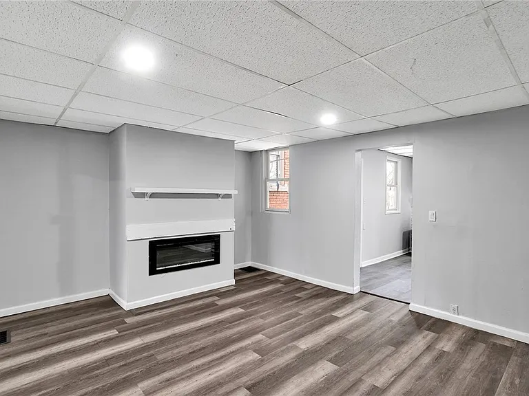 3246 Richardson Ave — Photo 6