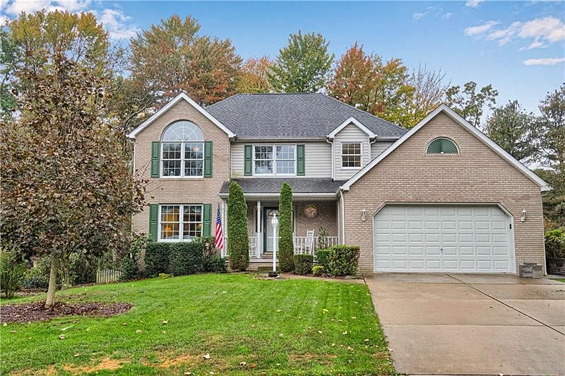 1st image of 303 Teal Ct