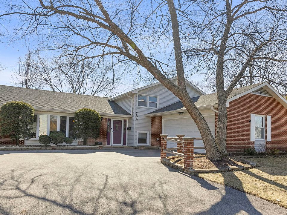 1st image of 755 Surryse Rd