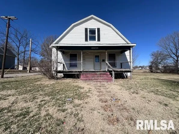918 W Union St, Marion, IL 62959
