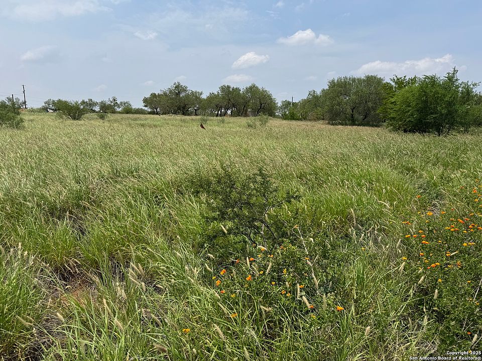 2nd image of 2266 interstate 35