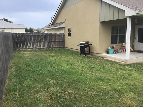 2nd image of 733 Darlington Dr