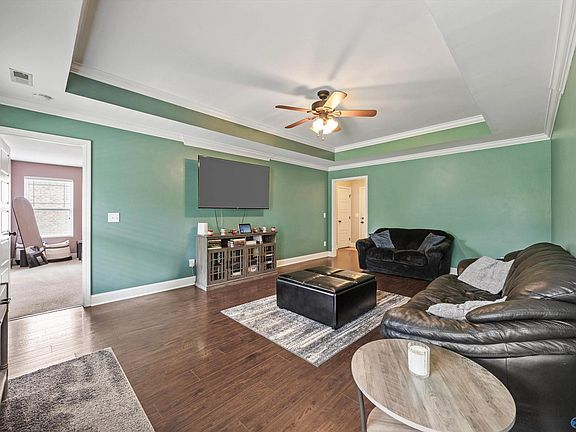 5th image of 107 Summerset Ln