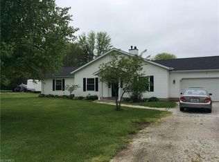 752 Sherman St, Geneva, OH 44041