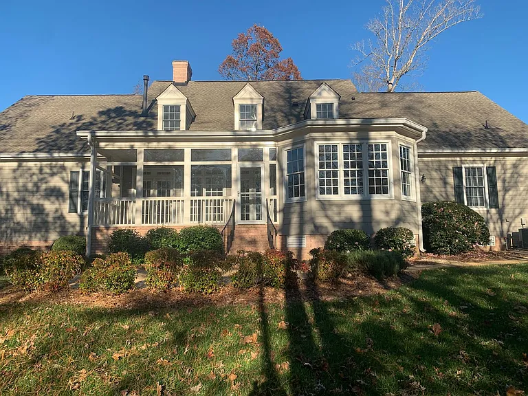 101 Westbury — Photo 26