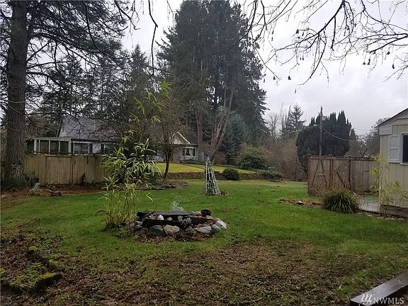 4th image of 2504 8th Ave SE