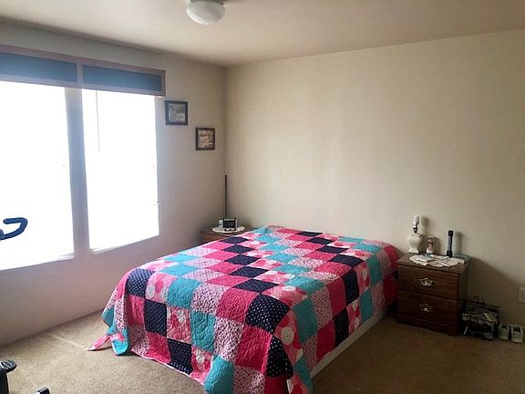 5th image of 212 McKay St