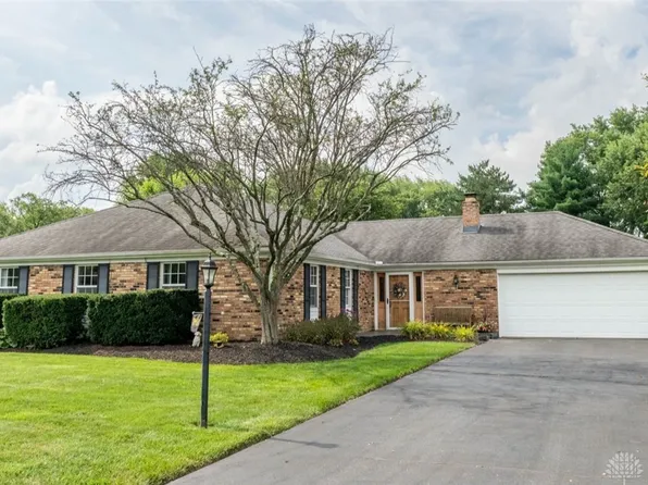 1530 Lindenhurst Dr, Dayton, OH 45459