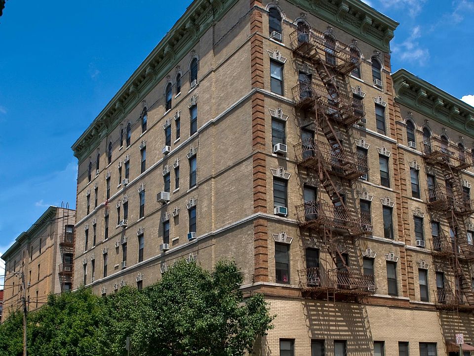 Hoboken South Waterfront - Apartments in Hoboken, NJ