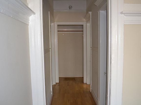 3rd image of 1254 Fell St