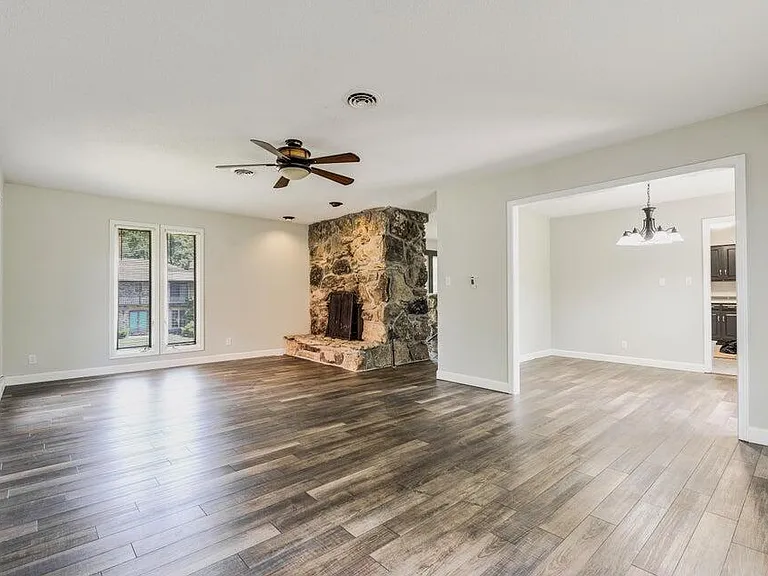 2400 Ridgefield Rd — Photo 7