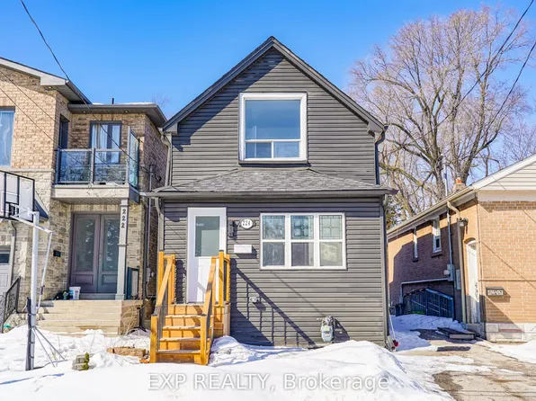 224 Aylesworth Ave, Toronto, ON M1N 2J6