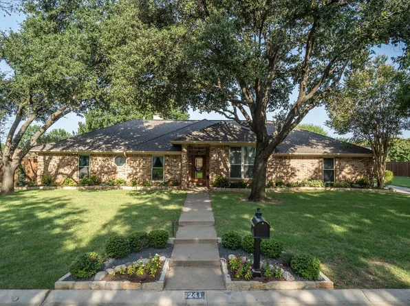 241 Raintree Dr, Highland Village, TX 75077
