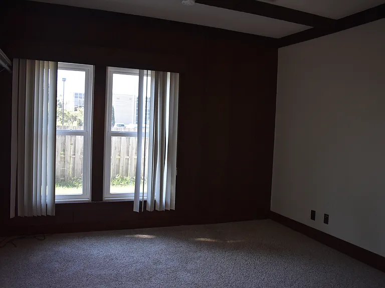 118 Ives Ave #A — Photo 8