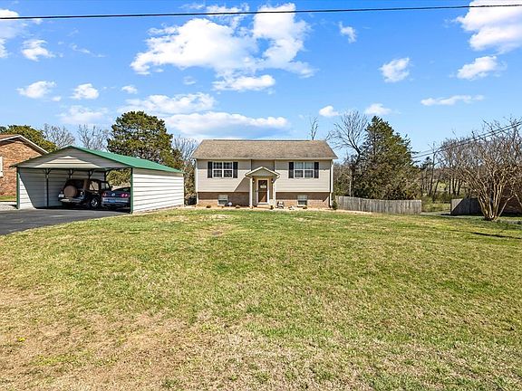3rd image of 2429 Candyland Cir
