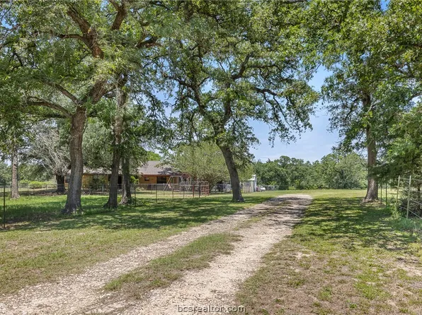 3248 County Road 324, Caldwell, TX 77836