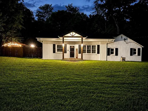 8116 Foxwell Rd, Millersville, MD 21108