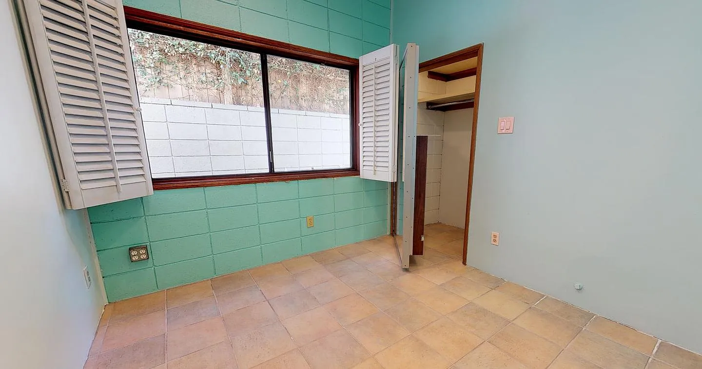 Private Room in Stunning Manhattan Beach Home with Private Pool — Photo 4