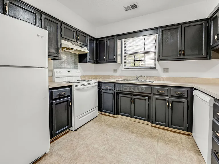 7009 N Chas Dr — Photo 31