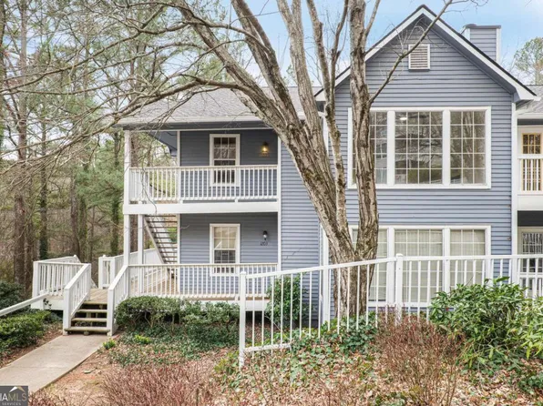 1205 Gettysburg Pl, Sandy Springs, GA 30350