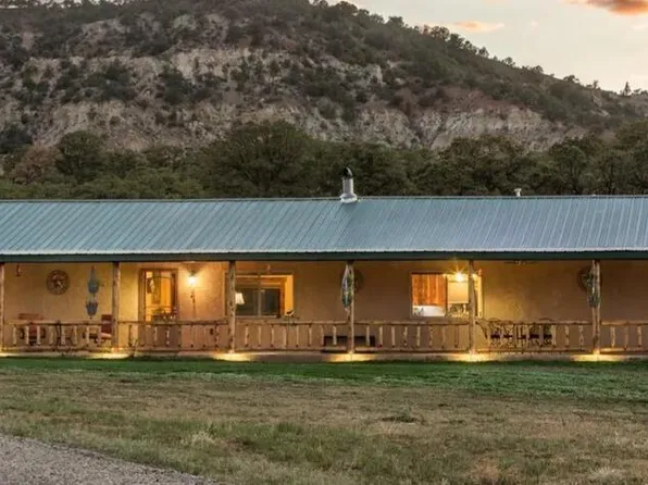 1177 State Road 96, Regina, NM 87046