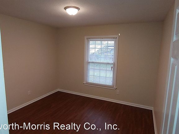 5th image of 2302 20th Ave APT 8
