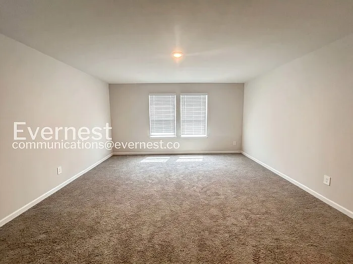 7762 Plymouth Dr — Photo 4