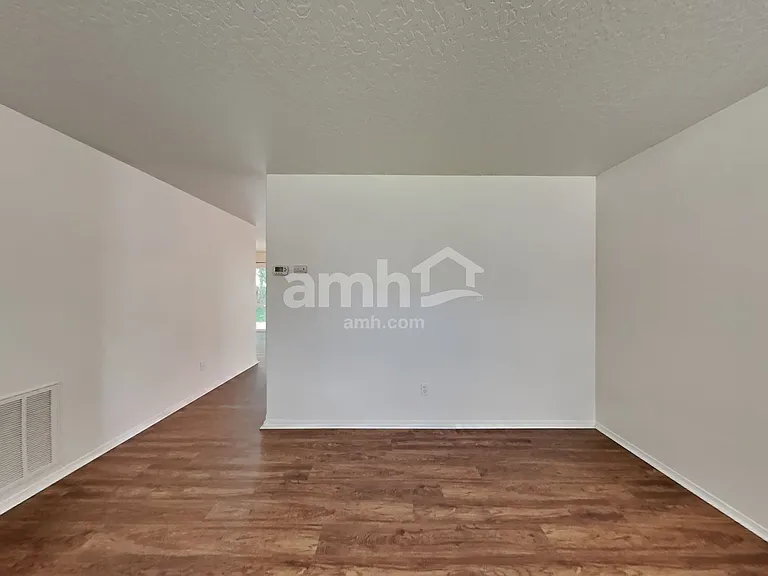 372 W Wood Owl Dr — Photo 9