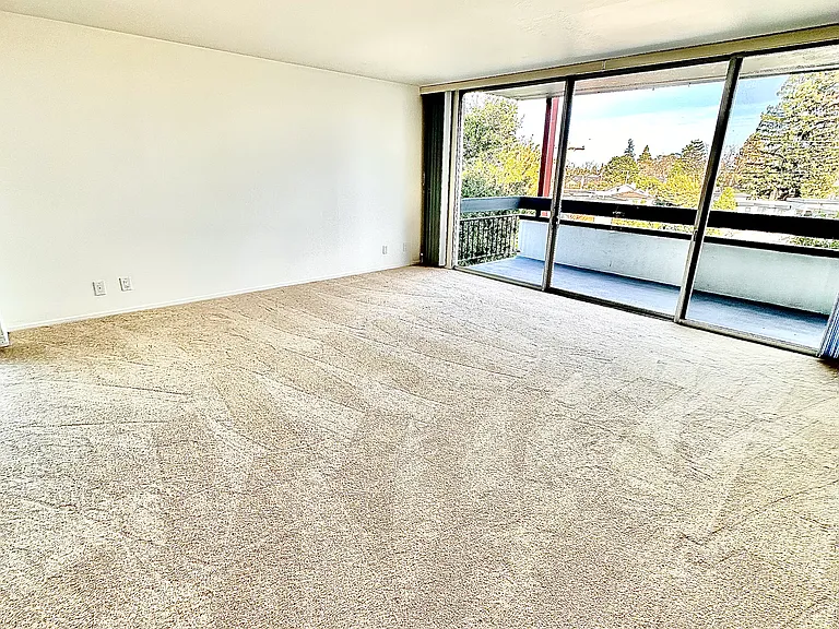 Apt #304 living room