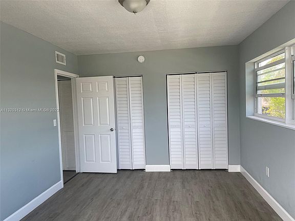 3rd image of 7530 Dickens Ave APT 3